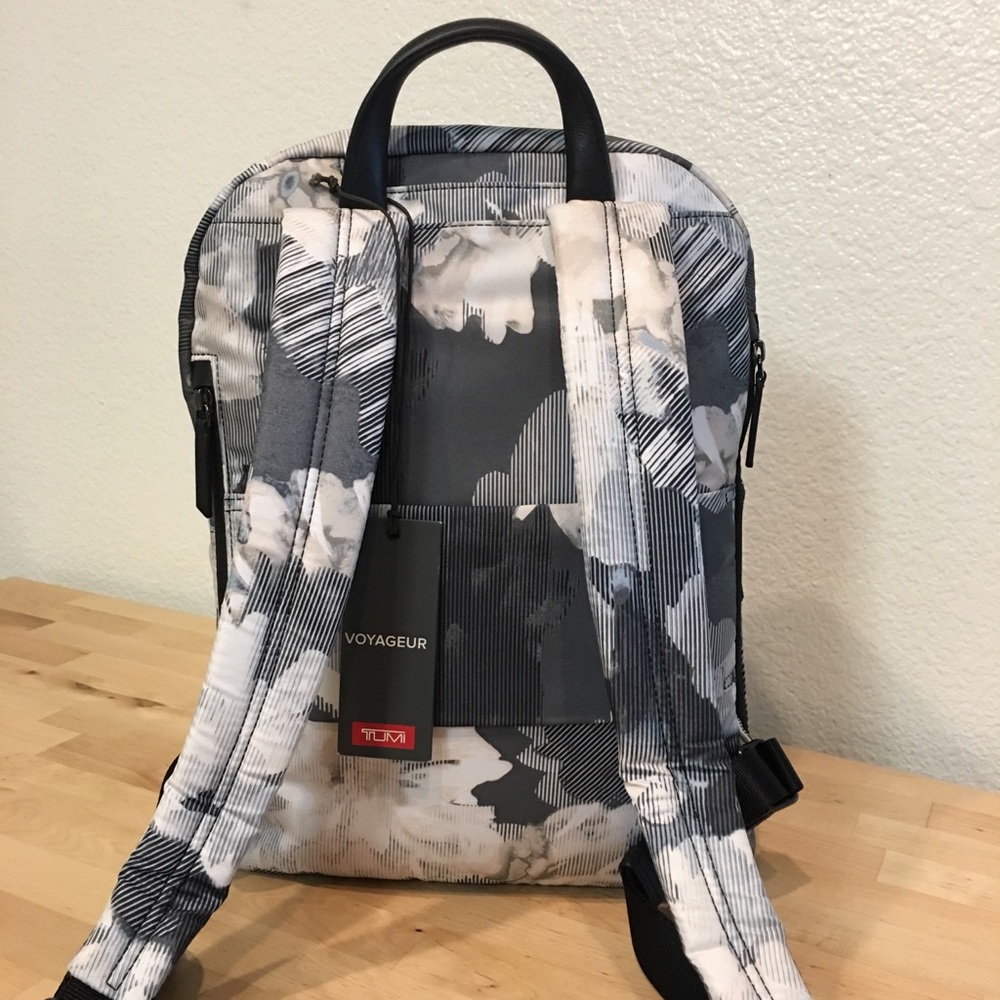 Tumi Voyageur Hagen Backpack NWT - Picture 2 of 7